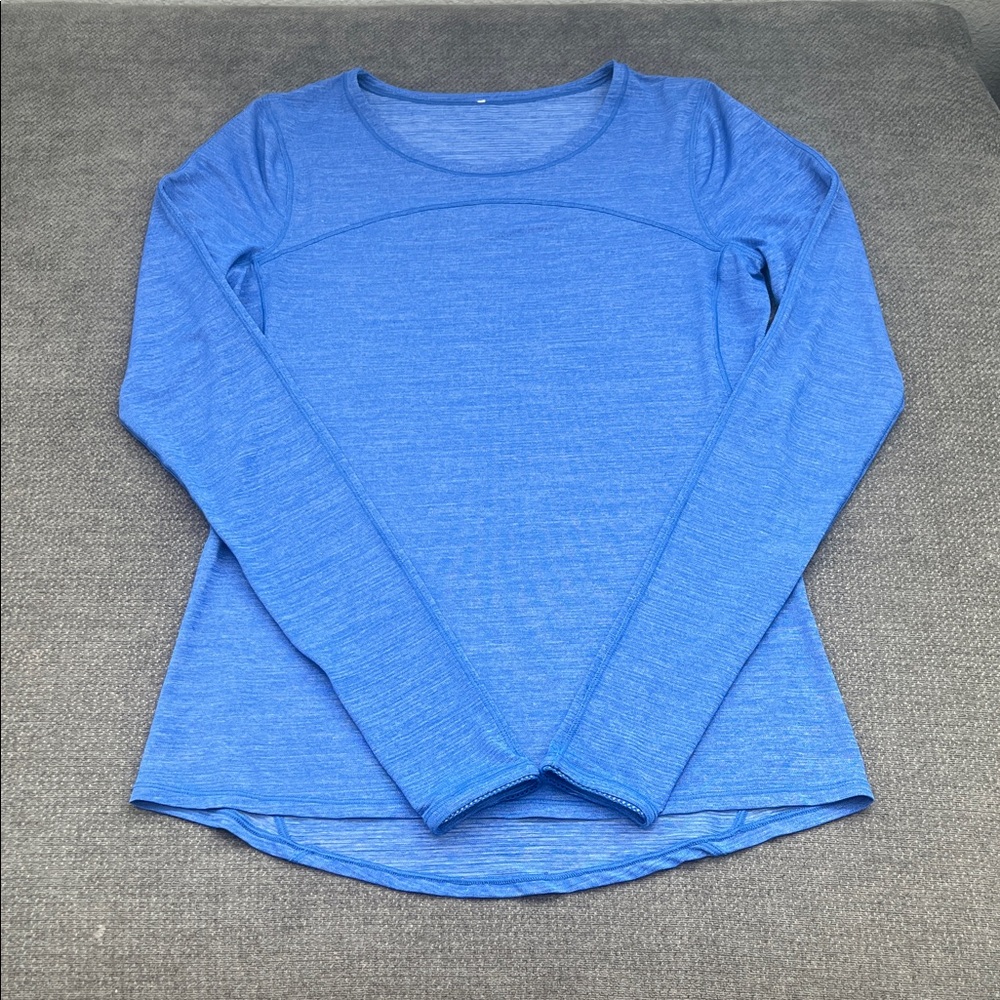 lululemon athletica Heathered Blue Long Sleeve Tee
